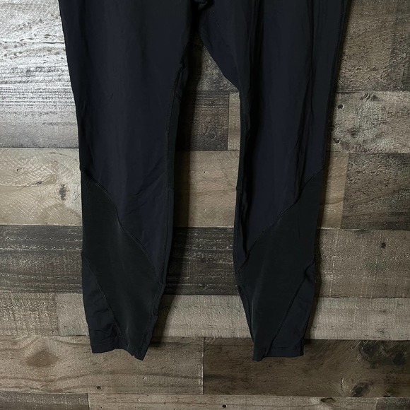 SOLD Nike Mesh Leggings 1X - Picture 2 of 3